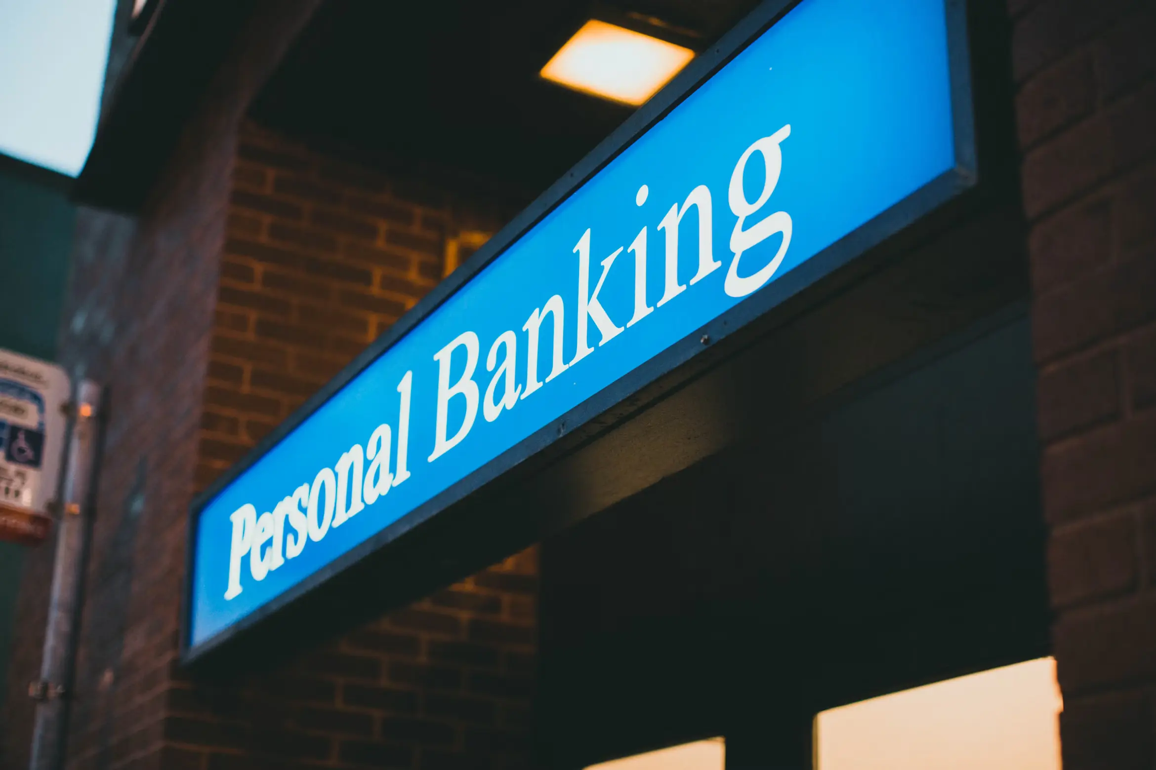 US Banks After the Rate Hikes: What the Fundamentals Reveal